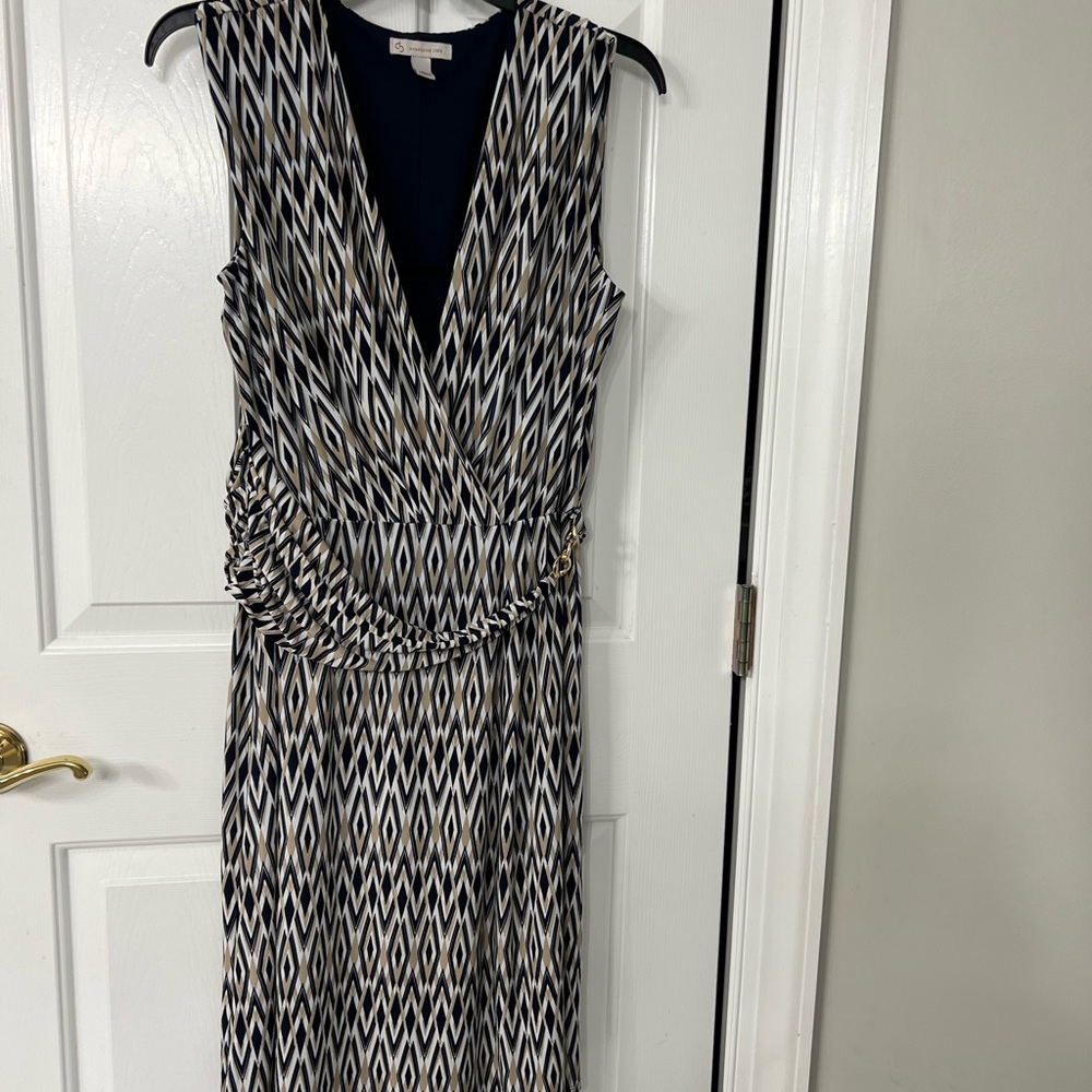 Dressbarn dress with v-neck and belt